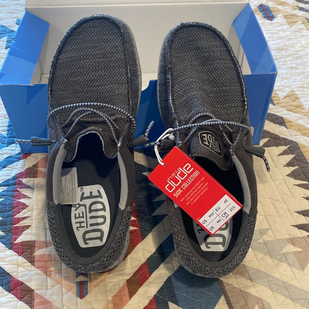 NEW with tags and box Hey Dude shoes size Men’s 10